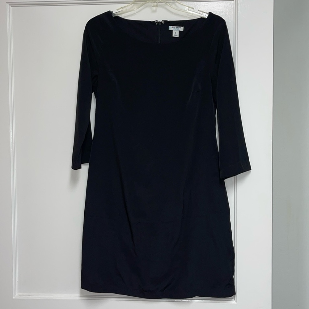 EUC women’s black dress